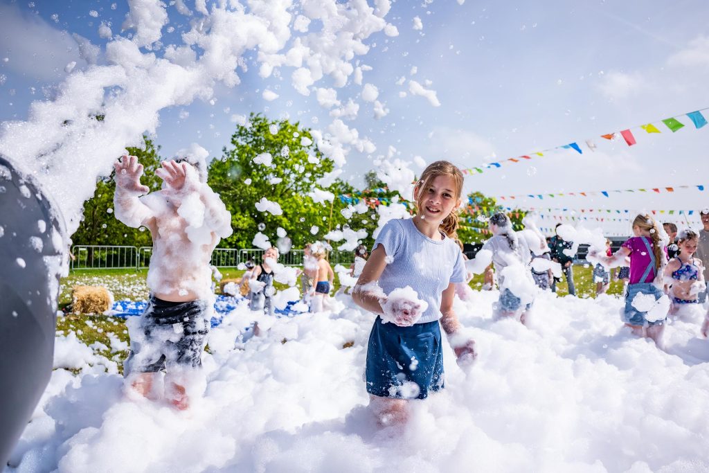 Schuimpary tijdens Strandheem festival